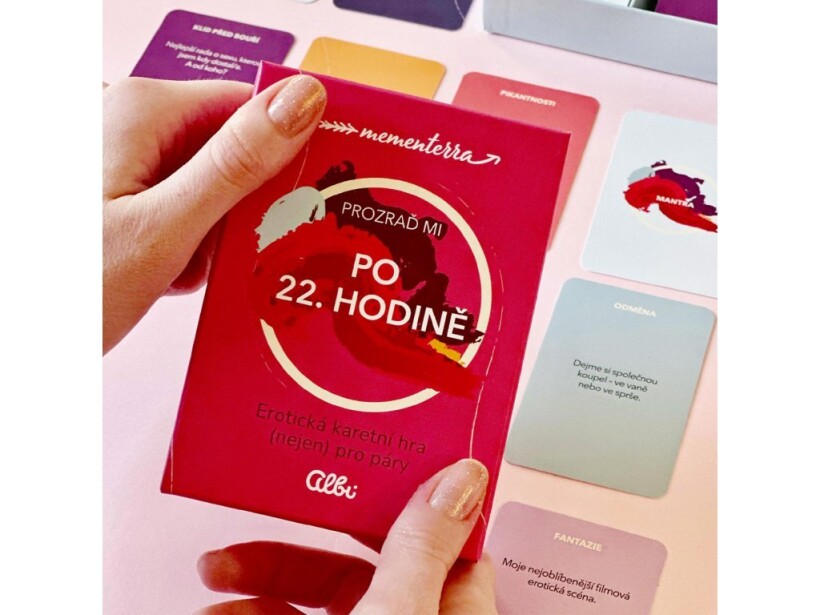 Prozraď mi - Po 22.hodině - karetní hra